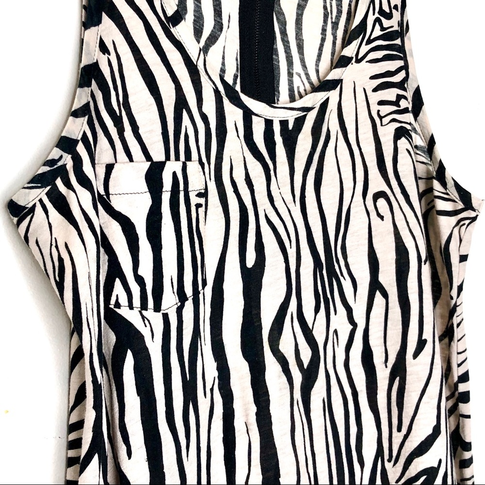 Theory Zebra Print Top - Picture 3 of 7